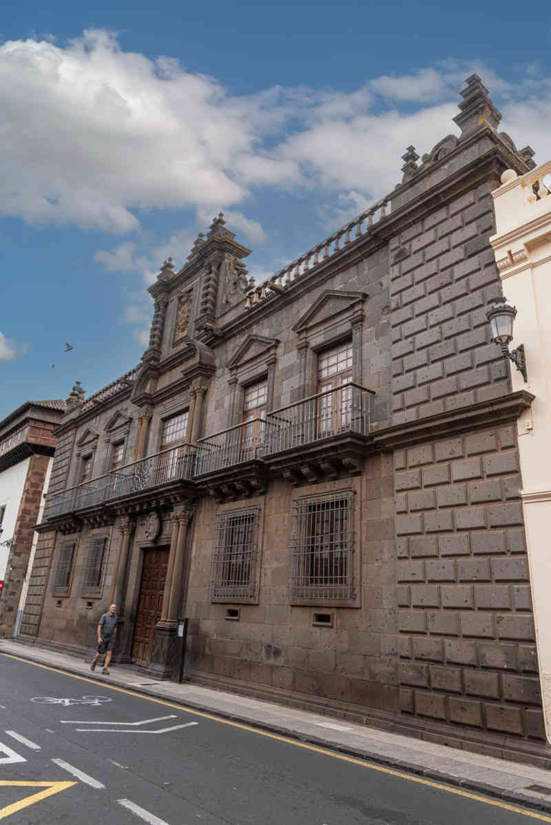 Tenerife 064 - San Cristóbal de La Laguna - palacio de Nava y Grimón.jpg